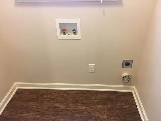 298 Willow Point Cir — Photo 15