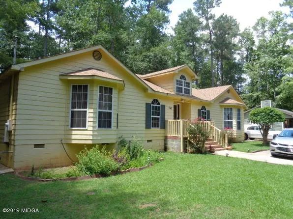 562 Wilderness Dr, Macon, GA 31220