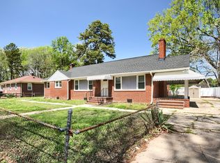 22 Haughton Ave, Newport News, VA 23606