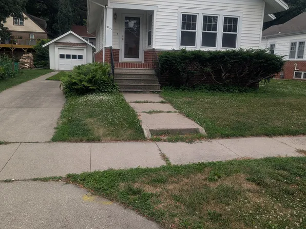 1025 2nd St NW, Mason City, IA 50401