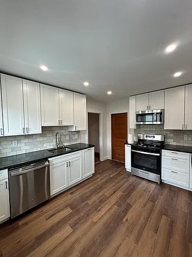 70 Adams St #70 Photo 1