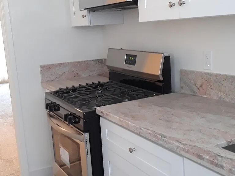 4450 Murietta Ave #14 — Photo 7