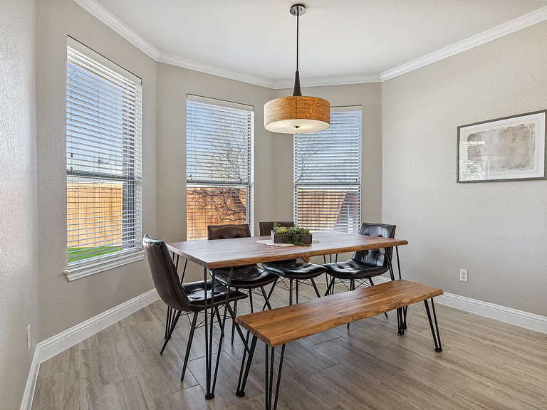 3312 Sycamore Dr — Photo 12