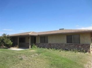 14203 Cronese Rd, Apple Valley, CA 92307