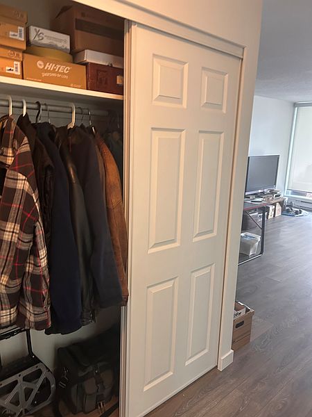 Burnaby Apartment for rent - 0 Bedrooms — photo 4