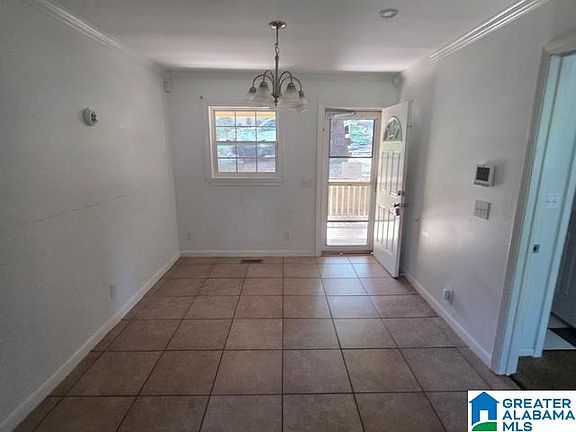 2nd image of 615 Staffordshire Ln