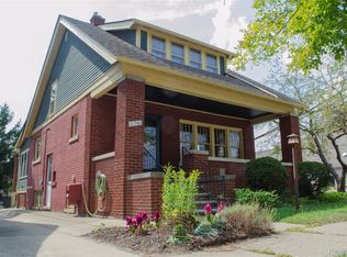 21741 Edna St, Dearborn, MI 48124