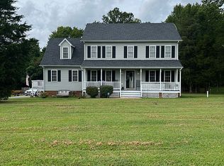 17040 Clydesdale Rd, Amelia Court House, VA 23002