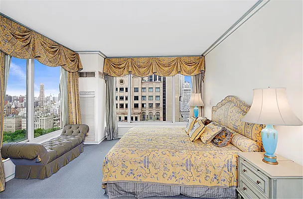 Sold by Douglas Elliman | media 20