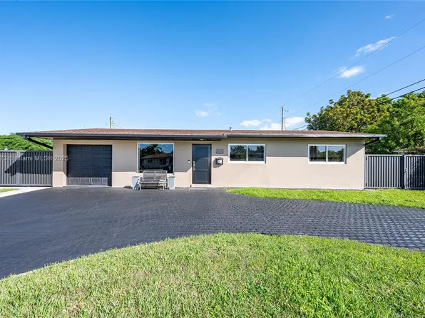 10341 SW 52nd Ter, Miami, FL 33165