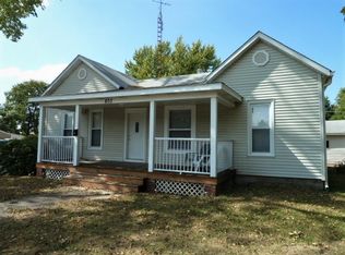 803 N Kickapoo St, Lincoln, IL 62656