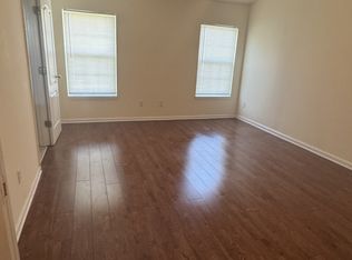 1447 Biscayne Bay Dr, Jacksonville, FL 32218