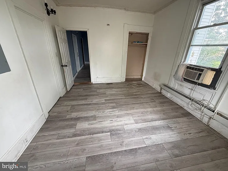 212 Warren St #2 — Photo 25