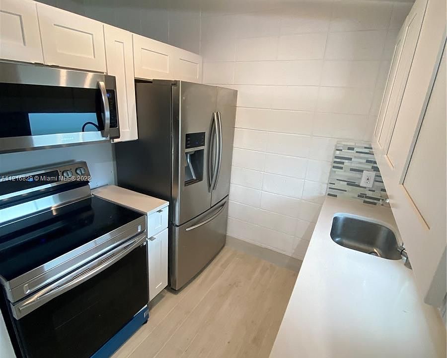 1st image of 227 SE 1st St #7