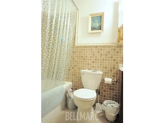 Rented by Bellmarc Realty | media 6