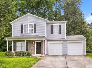 3704 Sweet Birch Dr, Greensboro, NC 27406