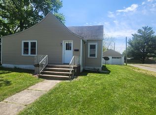 309 Stewart St, Rossville, IL