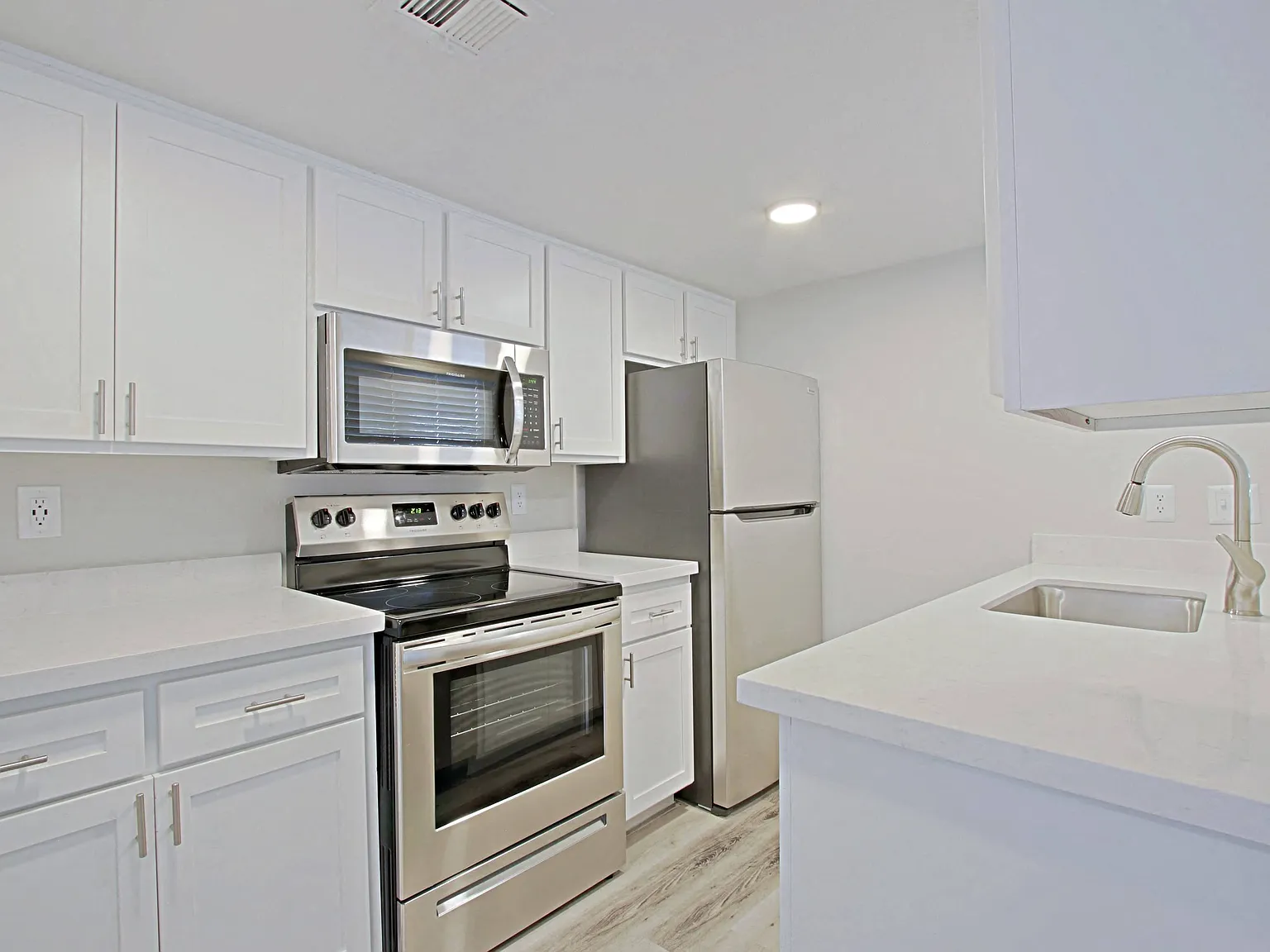 The Landry on 56th — Photo 3