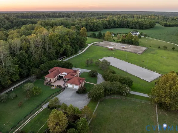 639 Sandy Point Rd, West Point, VA 23181