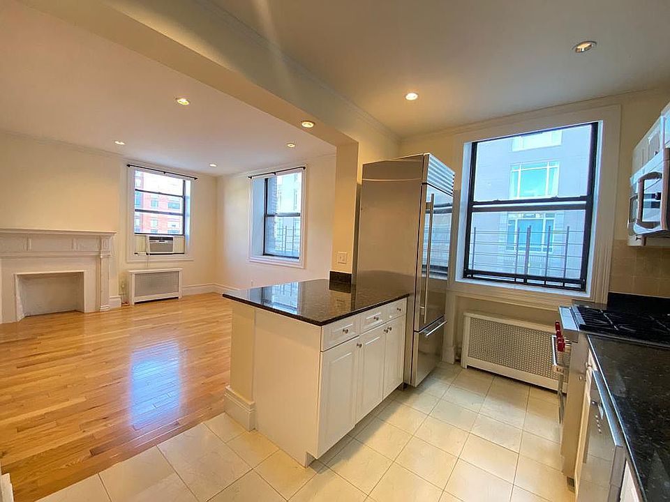 1st image of 265 W 81st St #9X