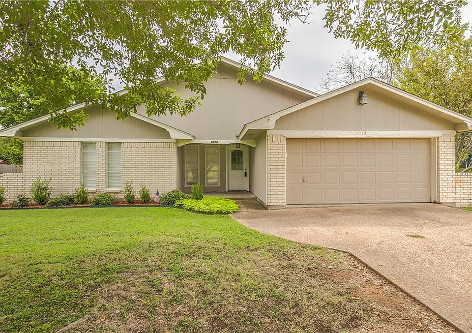 1st image of 1213 Linda Ln