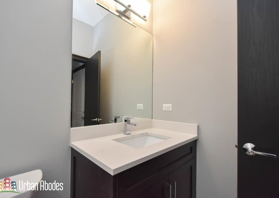 1st image of 4326 N Ashland Ave #Ua1