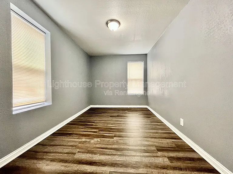 273 E Forest Ave #7 — Photo 6