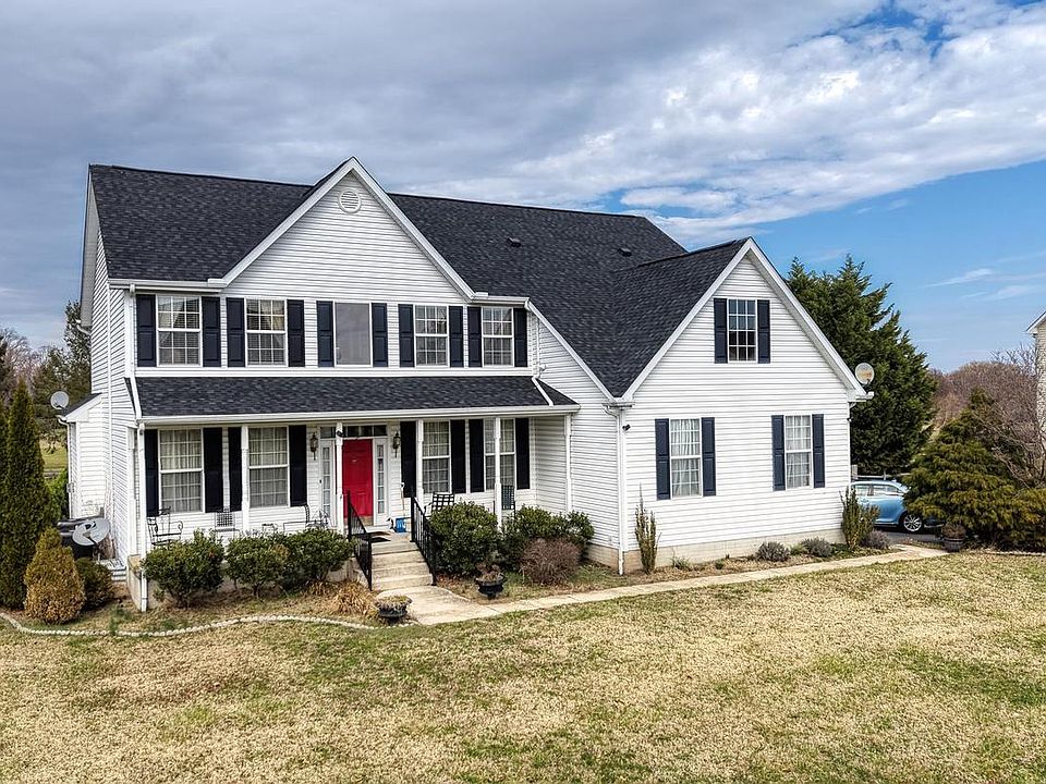 1st image of 110 Masters Ln