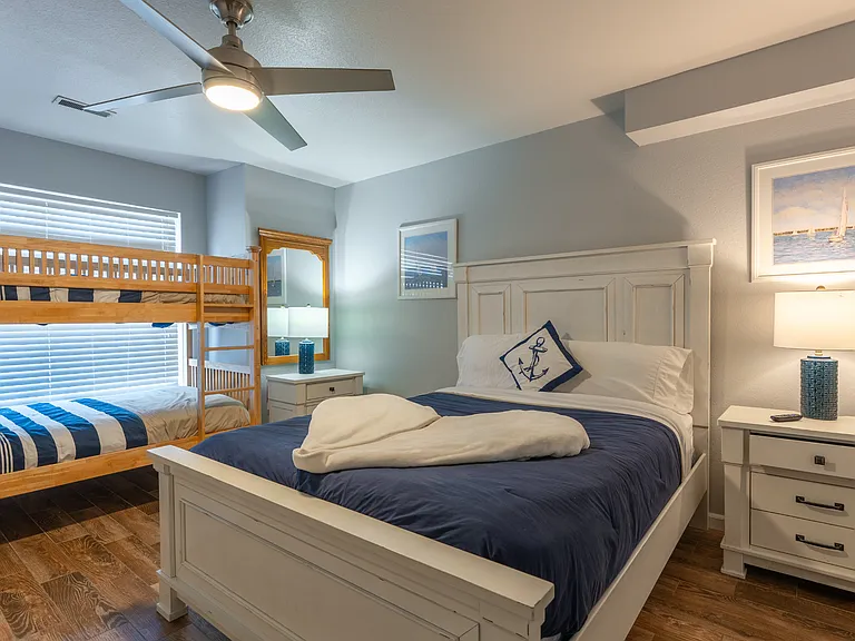 4800 Eagleview Dr #341 — Photo 15