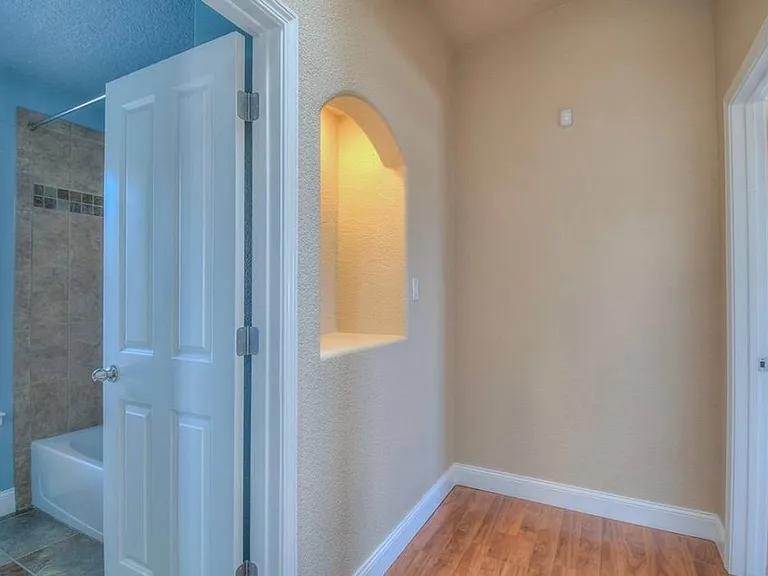 7100 Dancing Eagle Ave NE — Photo 16