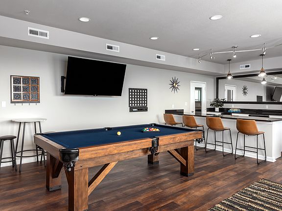 5th image of 618 N New Ballas Rd #2B-2Ba-1228Sqft