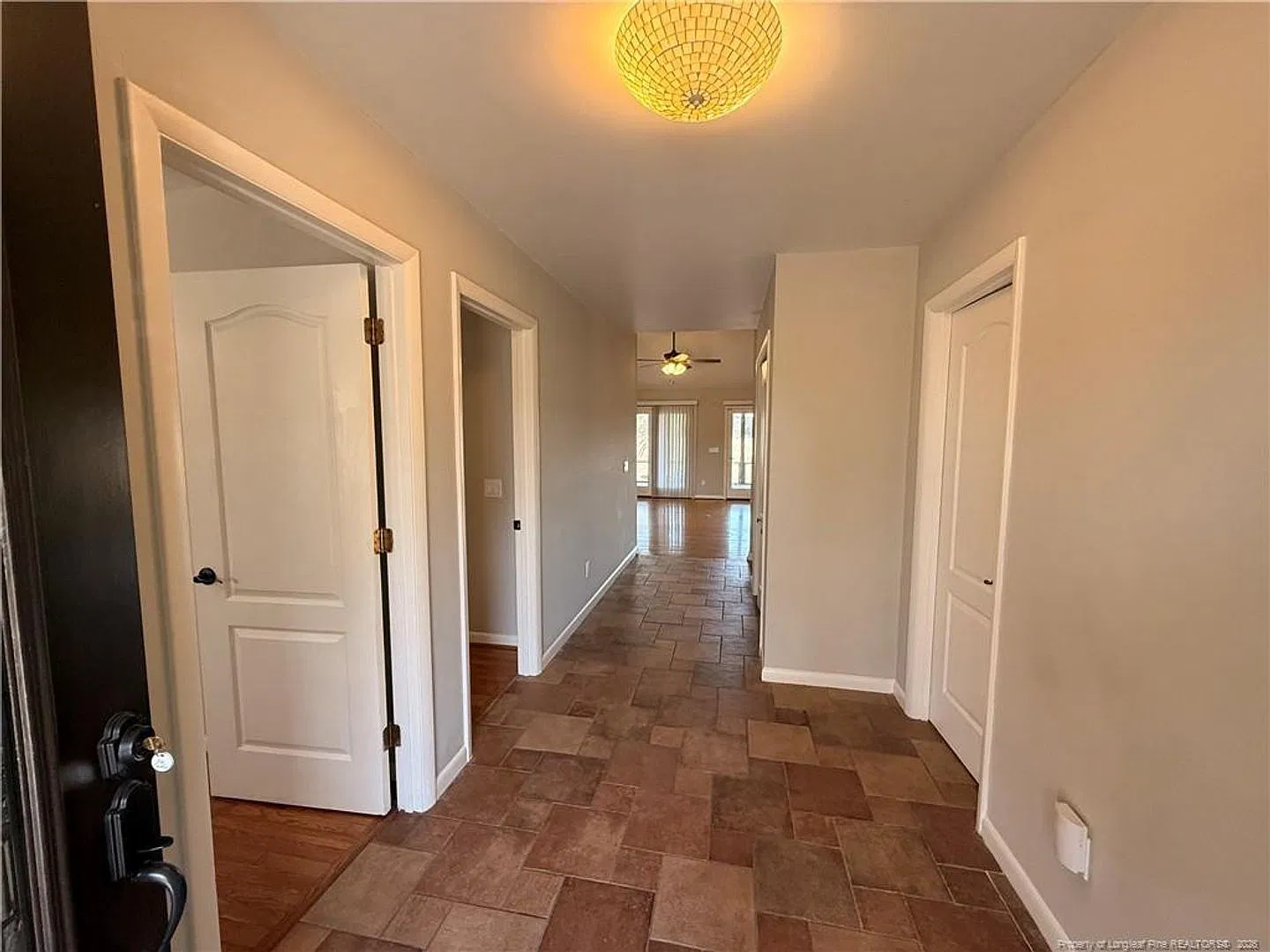 848 Castleberry Ct — Photo 2