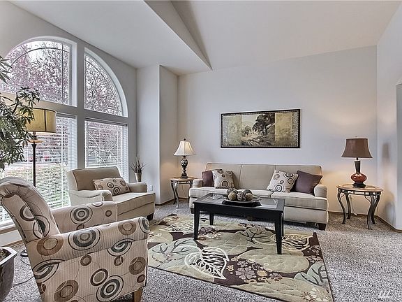 3rd image of 15018 80th Avenue Ct E