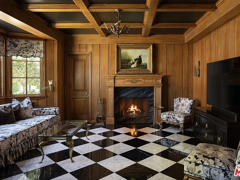 10030 Toluca Lake Ave — Photo 9