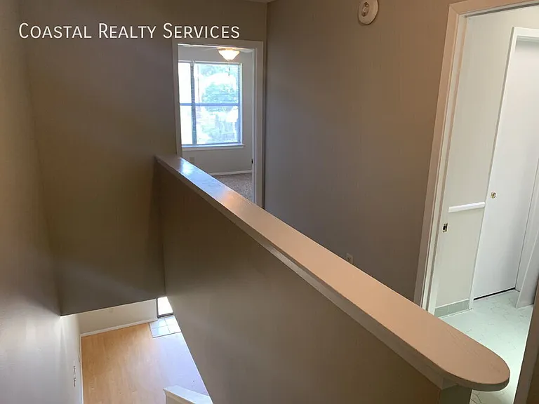 11 Poulton Dr NW #B — Photo 6