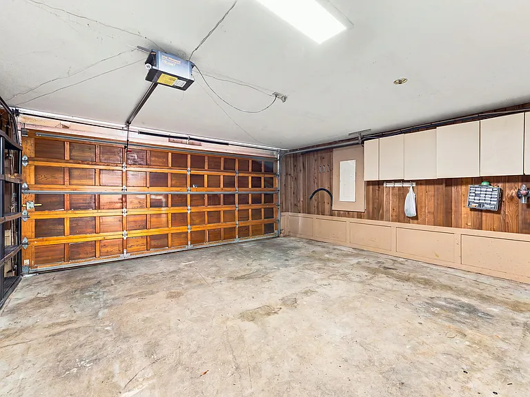 5553 Nancy Greene Way — Photo 21