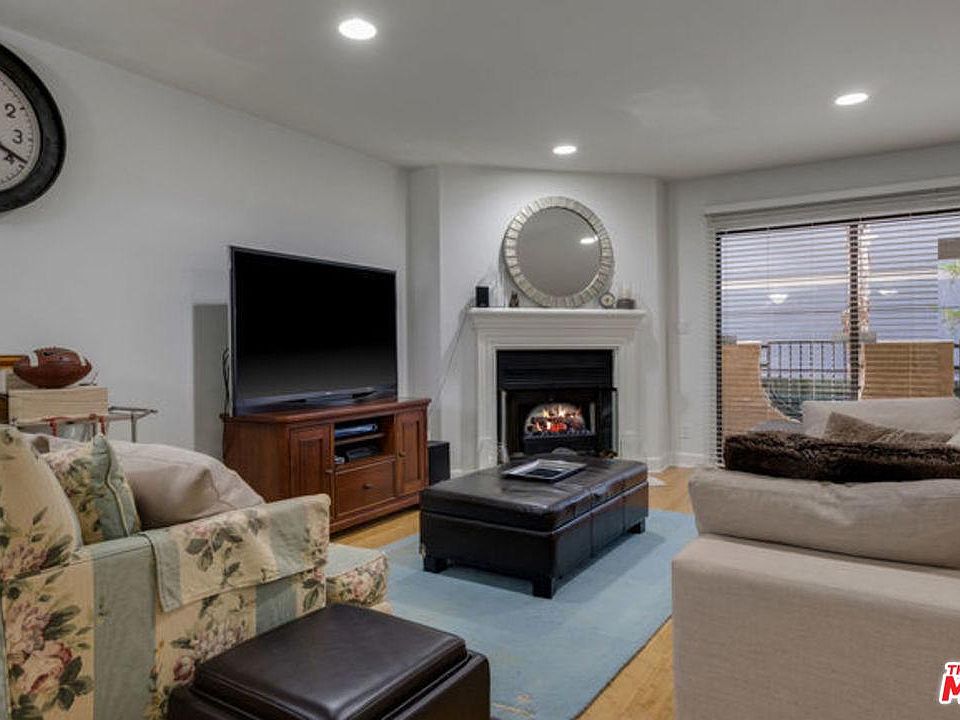 1st image of 1633 S Bentley Ave APT 106