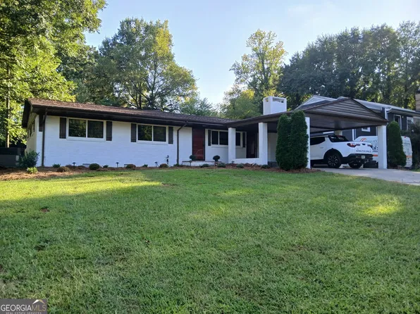 1303 Lakemont Dr, Dalton, GA 30720