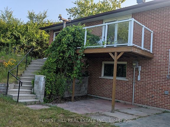 3rd image of 144 Miller Dr