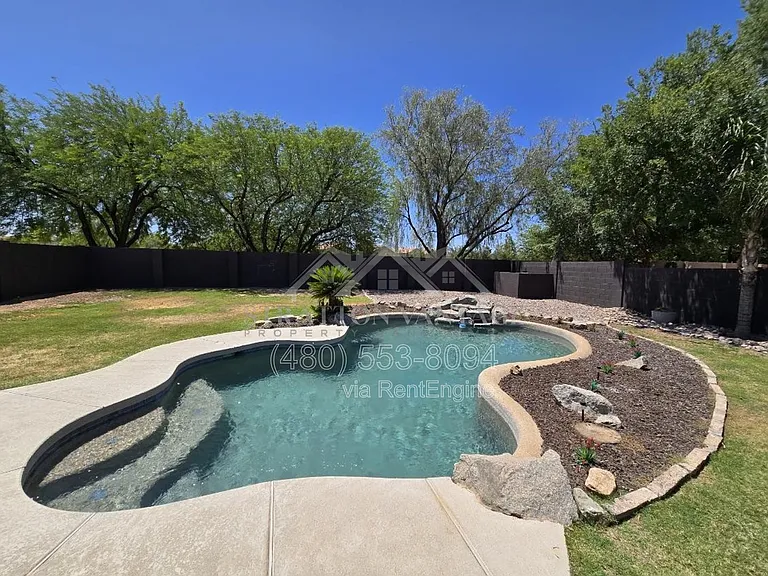 1005 E Stirrup Ln — Photo 29