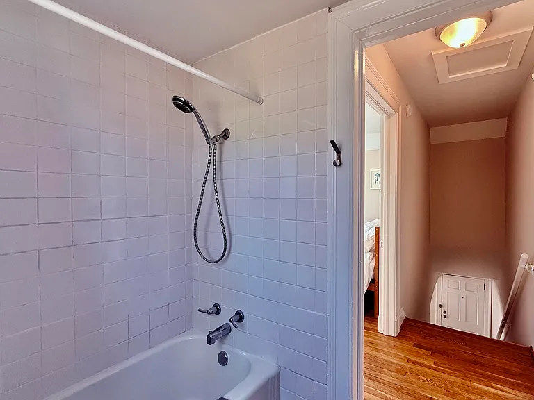 1102 N Buchanan Blvd #B — Photo 22