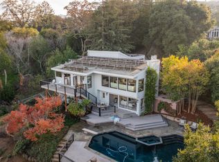 10669 Magdalena Rd, Los Altos Hills, CA 94024