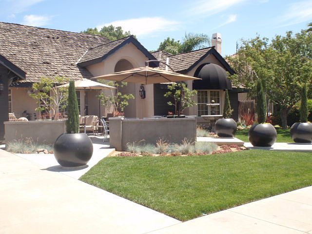 1st image of 5806 W Laura Ct