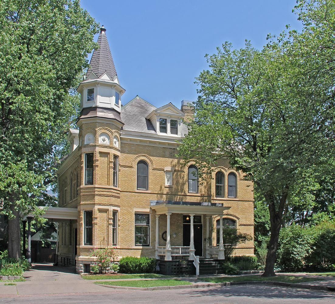 59 Irvine Park, Saint Paul, MN 55102 Zillow