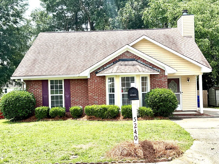 5240 Spinnaker Ct — Photo 1