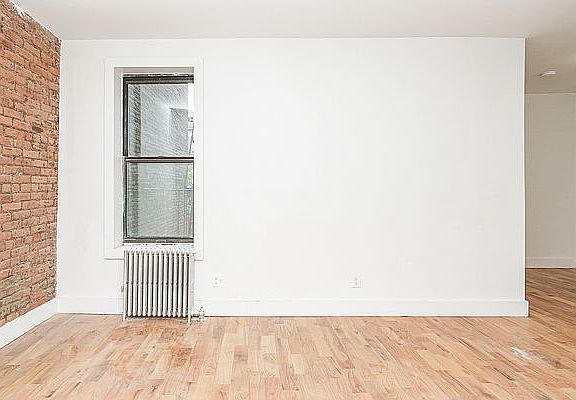 4th image of 381 Berry St #3A