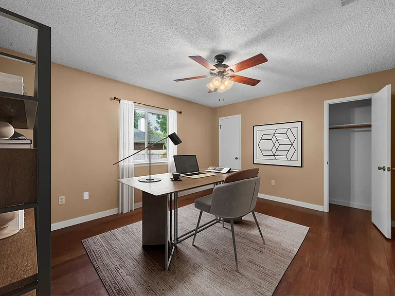 6700 Carisbrooke Ln — Photo 15