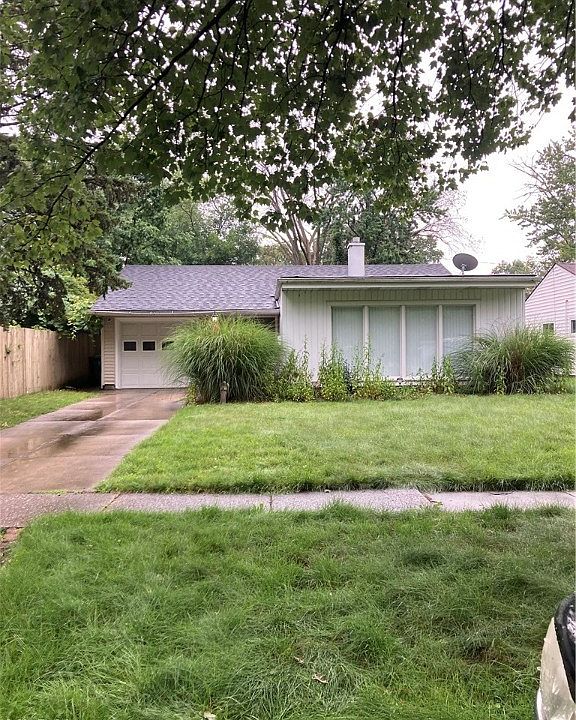 8747 Manorford Dr, Parma Heights, OH 44130 Zillow