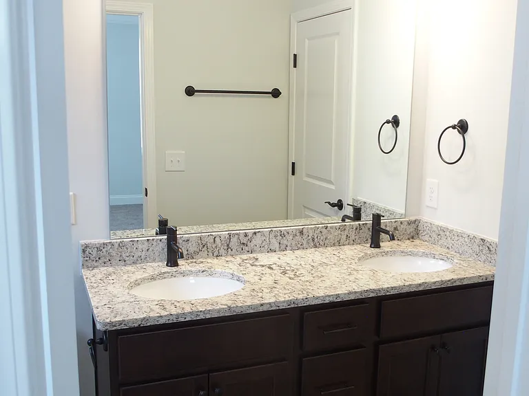 807 Bolton Dr — Photo 19
