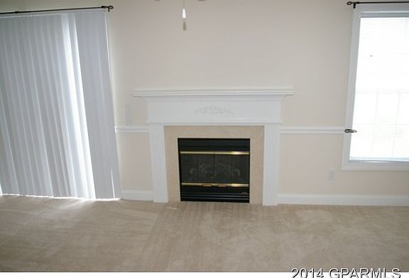 4th image of 4182 E Dudleys Grant Dr